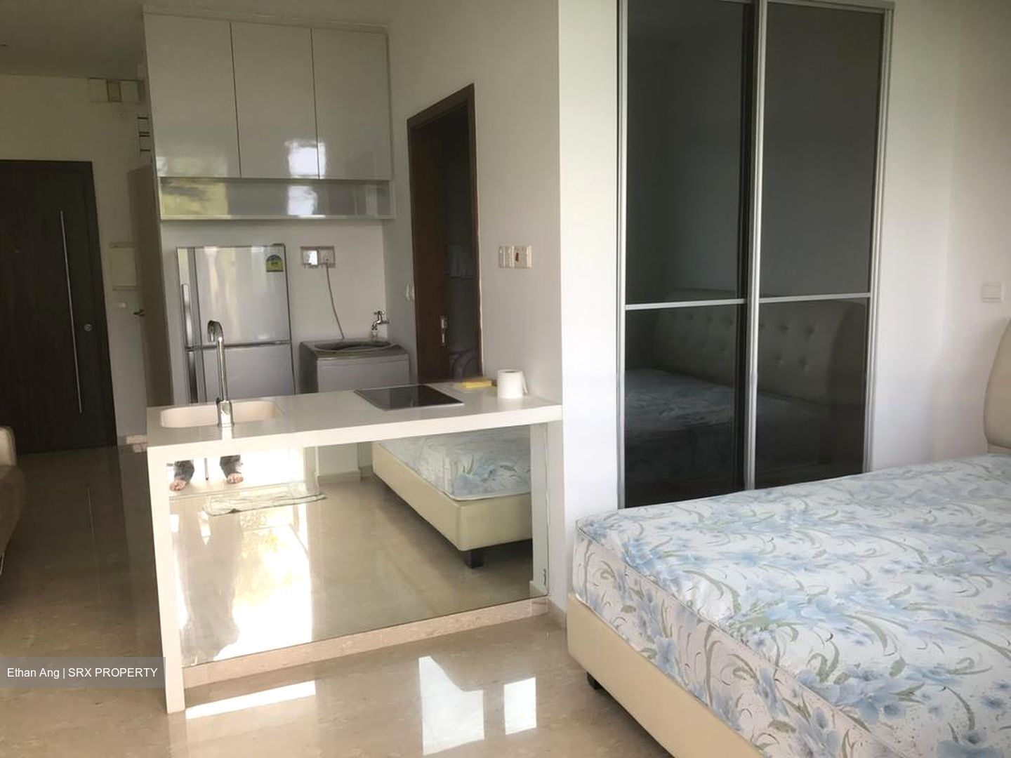 Pasir Panjang Road (D5), Condominium #458858841